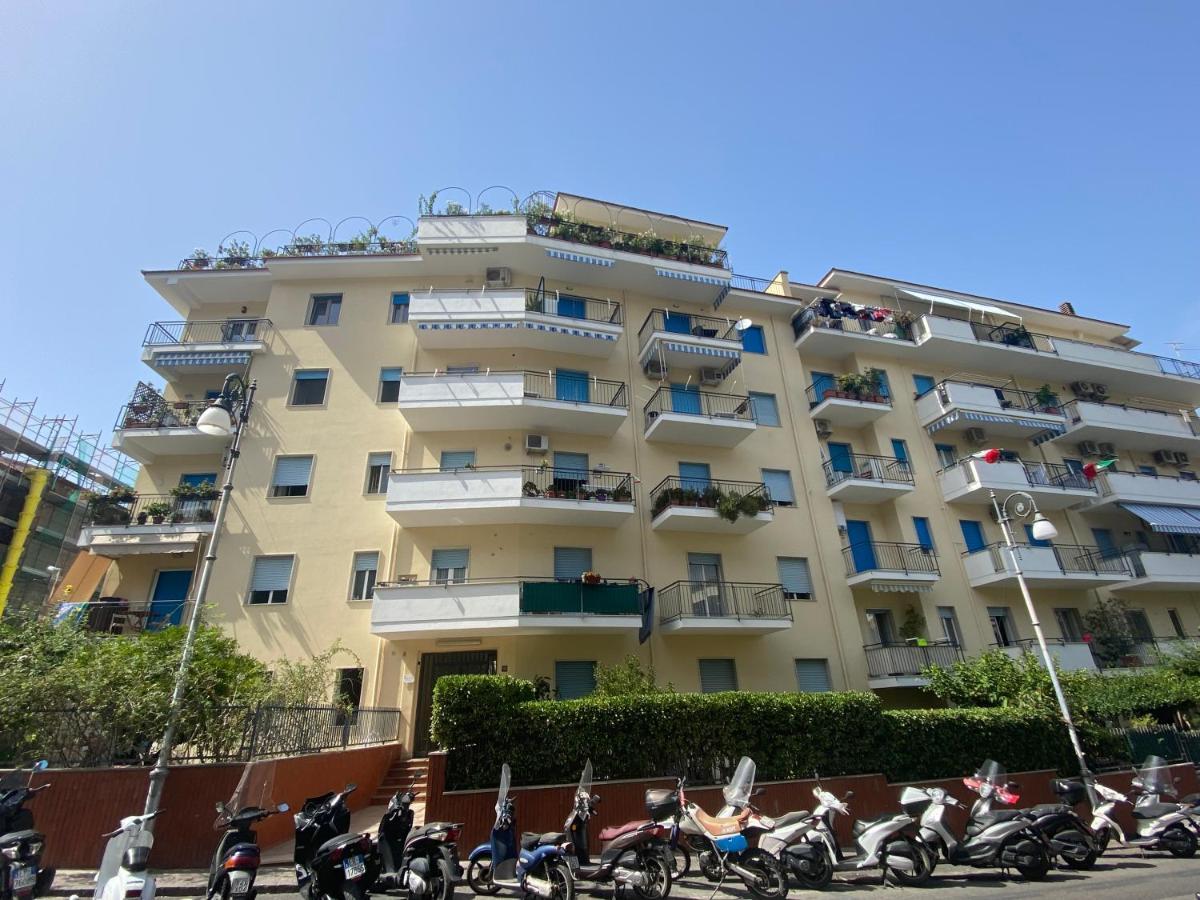 Leukosia Holiday House Sorrente Extérieur photo